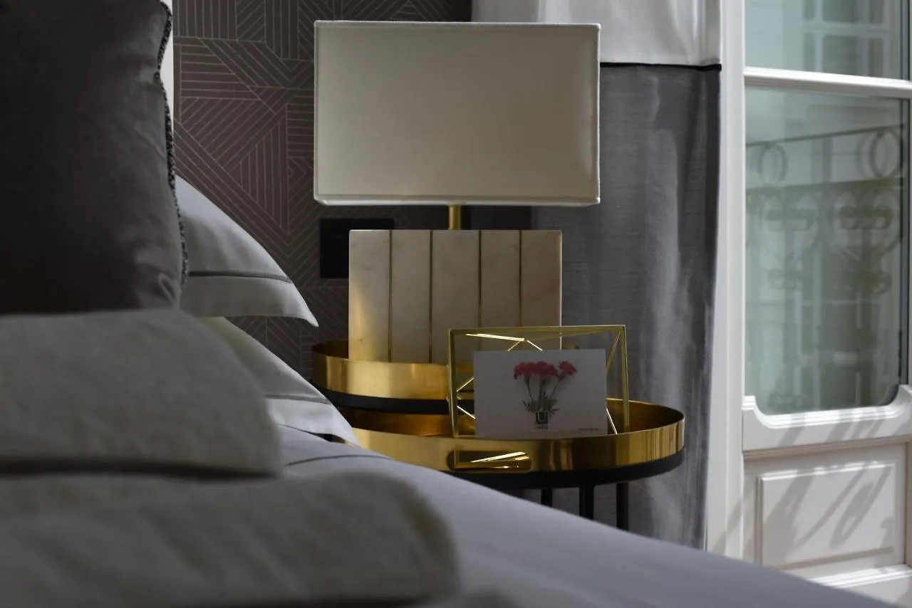 N A P Experience Apartments Neapel Italien
